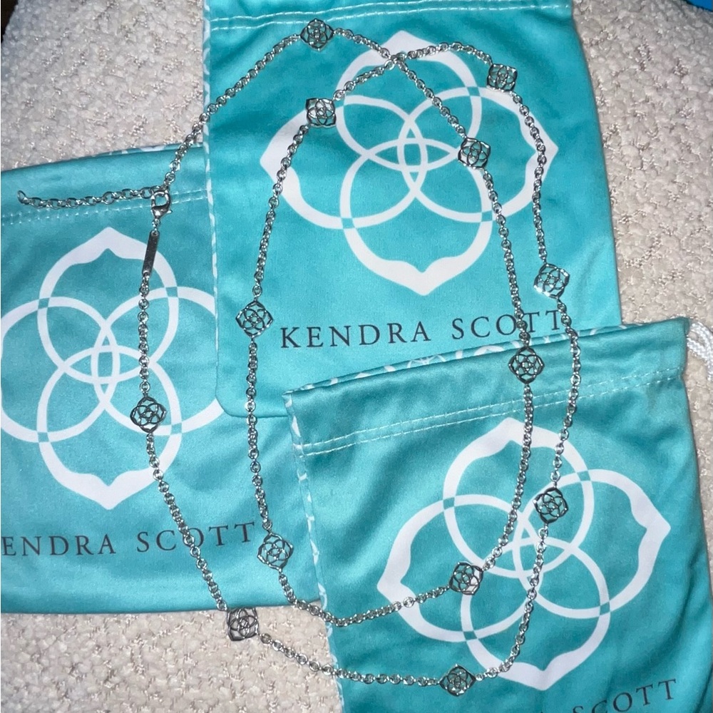 Kendra Scott Silver Chain Medallion Necklace - Picture 3 of 12